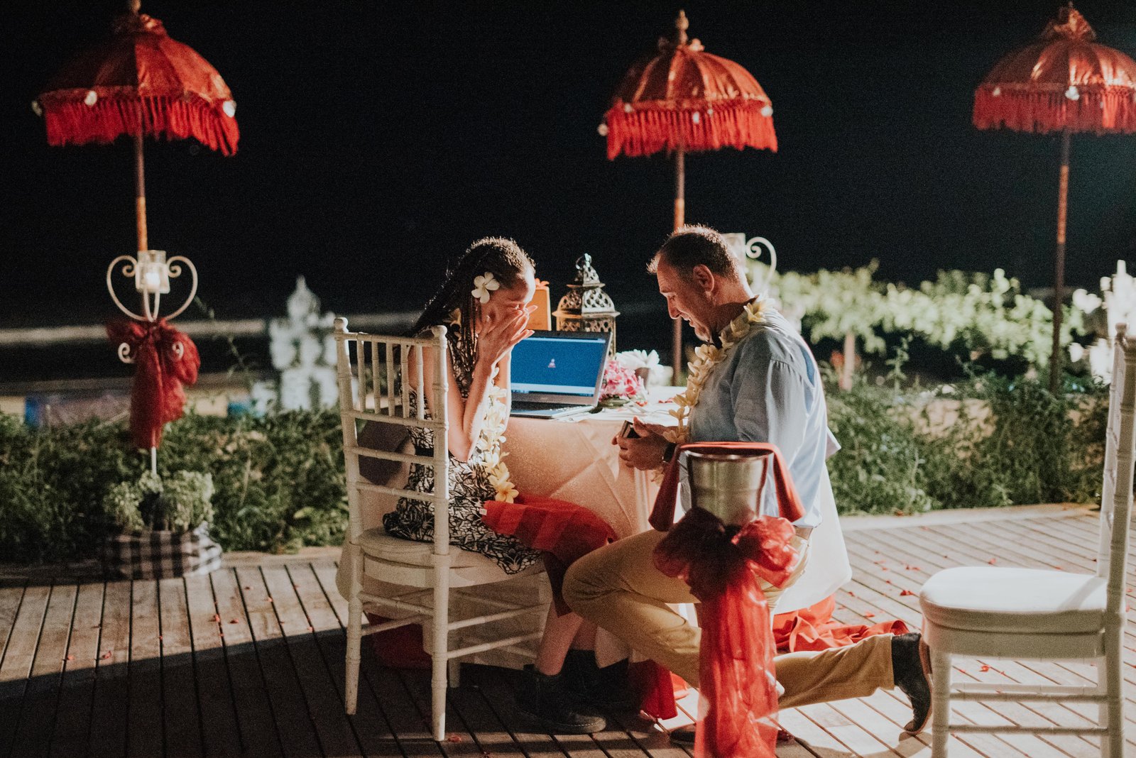 Photographer capturing a secret marriage proposal